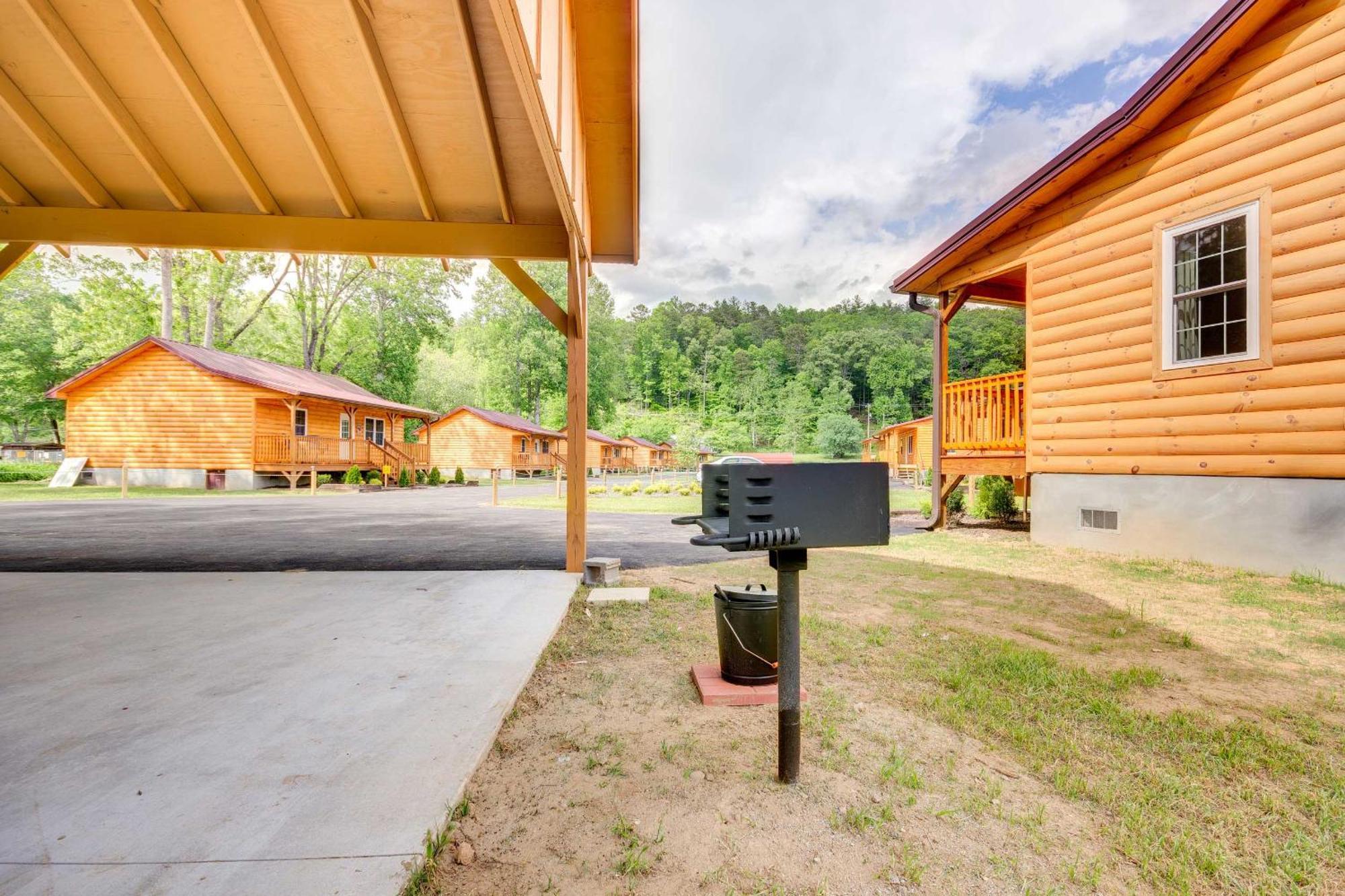 Cozy Smoky Mountain Cabin By Tuckasegee River! مدينة كليرمونت المظهر الخارجي الصورة